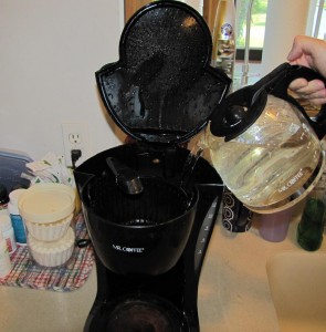 How to clean a coffee maker