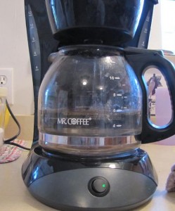 How to clean a coffee maker